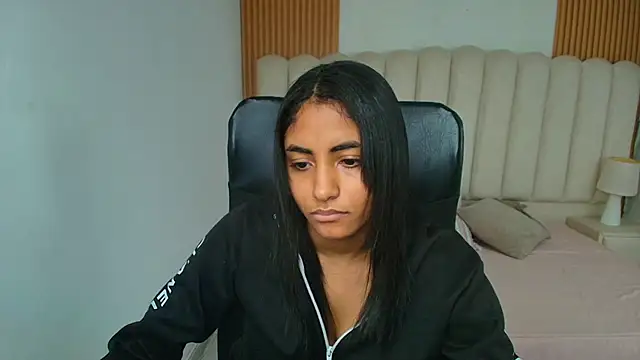 shaneelle online show from March 2, 7:15 am