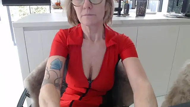 godinflower online show from October 27, 11:39 am