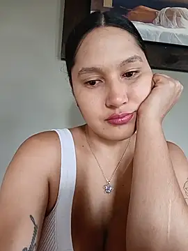 SamaraJay1 online show from July 4, 2:35 pm