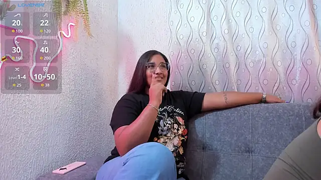 samanthaeliott22 online show from November 13, 1:04 am