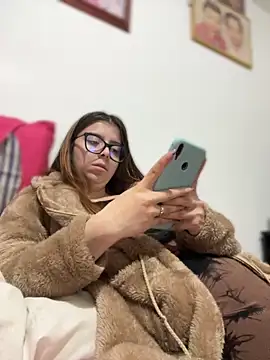 Cloew Marz online show from December 2, 9:50 pm