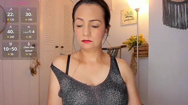 anaruiz  online show from June 14, 11:27 pm