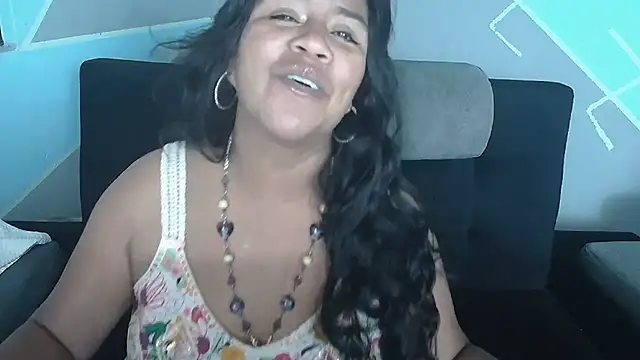 saggil23 online show from July 5, 8:53 am