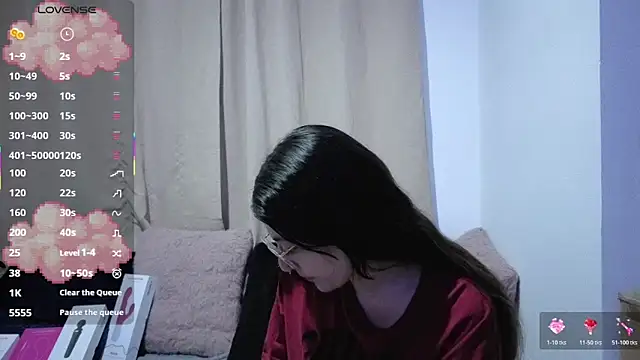 lessliee22  online show from June 30, 4:34 am