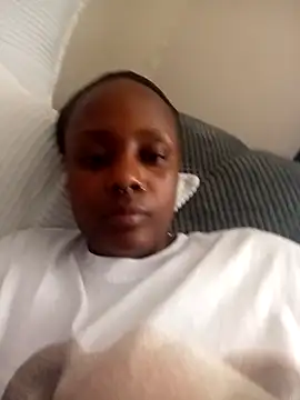 Snapshot of Miss_Amani chatting on October 19, 12:07 pm Miss Amani online show from October 19, 12:07 pm