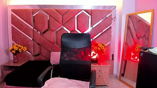 Olivia Fox69 online show from June 11, 3:36 am