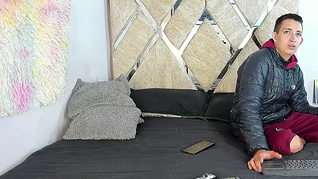 parejacaliente20154 online show from October 19, 12:29 pm