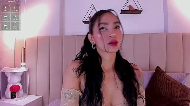 Leamonroe   online show from July 19, 11:56 am