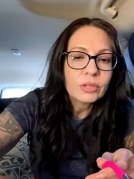 BeautifulMesss online show from September 29, 4:23 pm