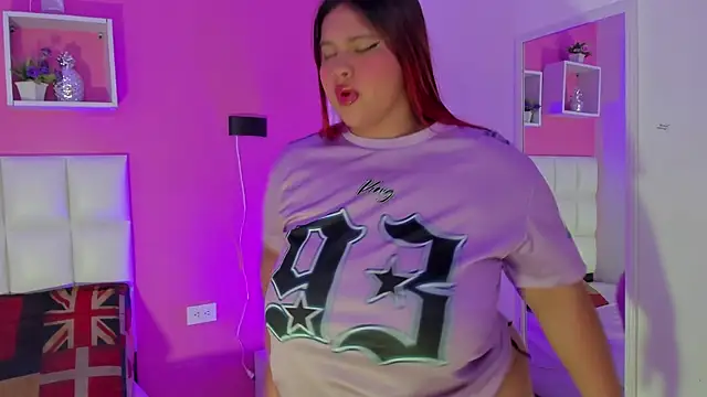 Alanna hot3 online show from June 30, 8:19 pm