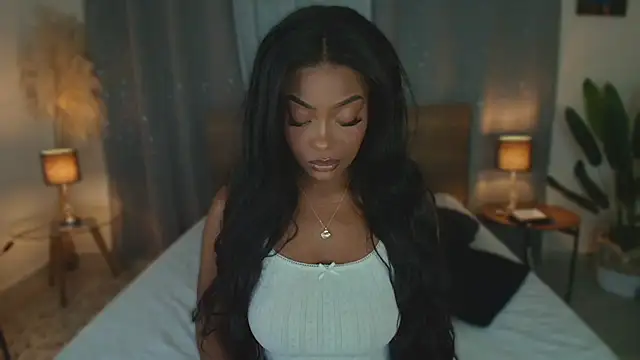 Isaa Coleman  online show from February 5, 11:30 pm