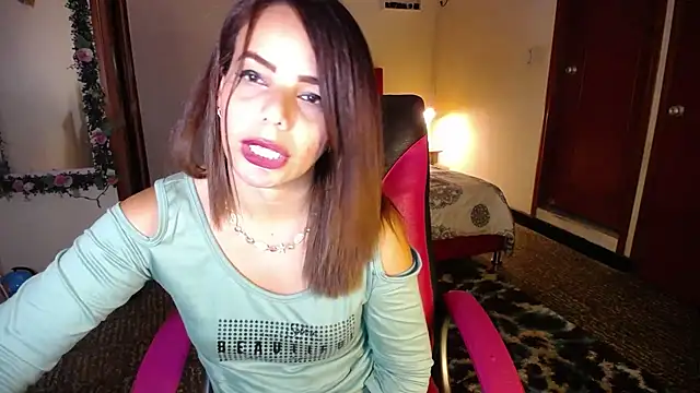 danielle rose 1 online show from September 9, 9:58 pm