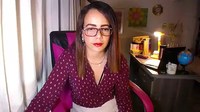 danielle rose 1 online show from April 30, 6:02 pm