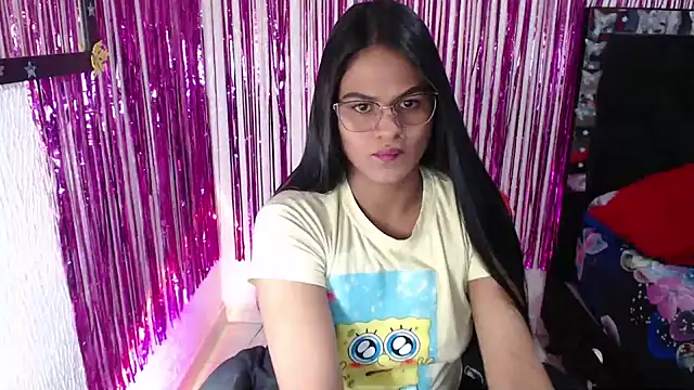 SweetAlmaa online show from June 25, 1:24 pm