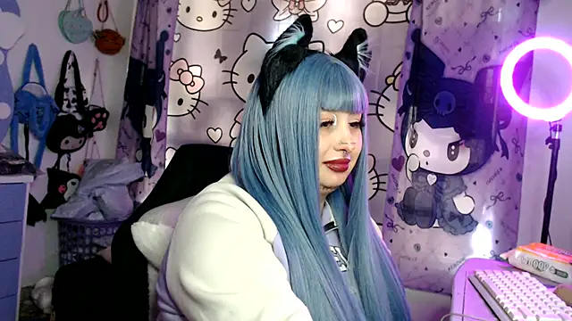 lussyevans24 online show from June 28, 12:23 pm