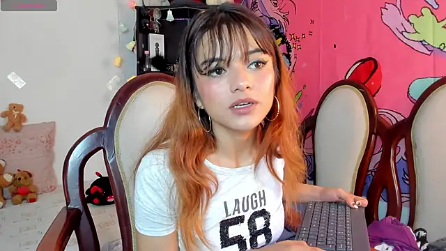 Snapshot of kittyzenn chatting on September 18, 7:56 pm kittyzenn online show from September 18, 7:56 pm