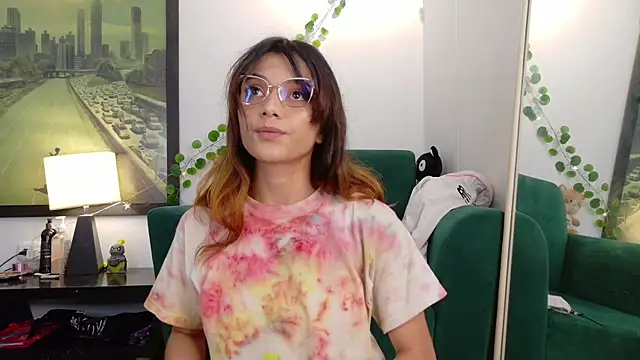 kittyzenn online show from June 12, 2:41 am