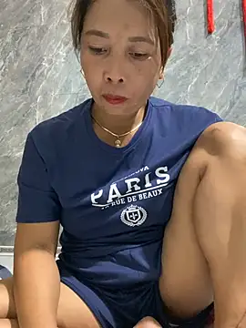 Linaannn online show from July 15, 11:37 am