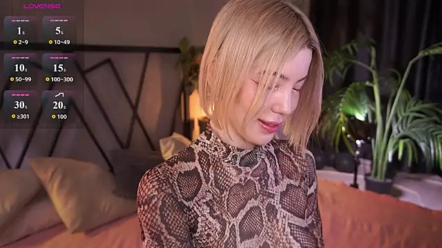 LindaThacker online show from March 2, 4:23 am