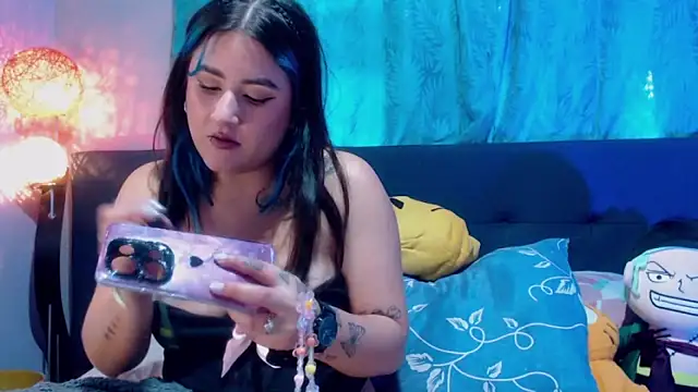 luna palmerau online show from June 16, 3:02 pm