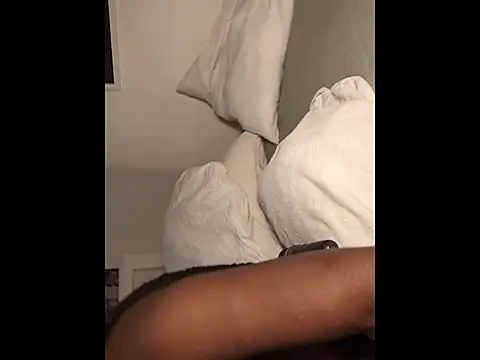 gymyagirlll online show from June 13, 7:22 pm