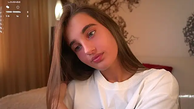 PiquingOgalala online show from September 28, 1:23 am