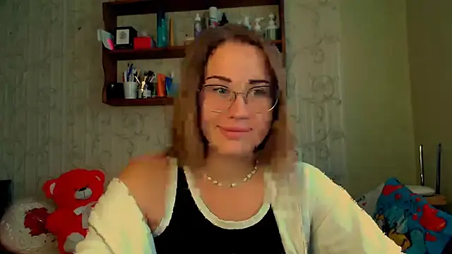 luxie milady online show from September 30, 9:15 am