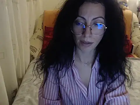 Emmatoo online show from November 21, 3:14 pm