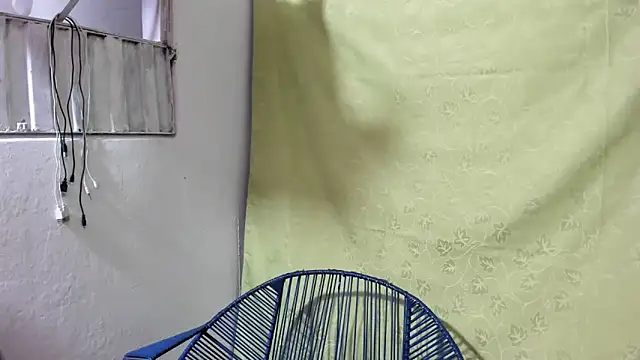 tetasgrandes karol online show from January 14, 12:37 am