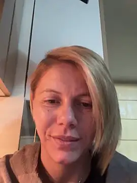 Snapshot of tanyagrey chatting on October 1, 5:45 am tanyagrey online show from October 1, 5:45 am