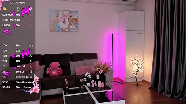SweetAmeliaaa online show from June 15, 7:36 pm