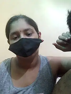 IND COUPLE1 online show from August 2, 4:26 am