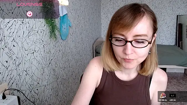 Athena Richards online show from March 12, 8:50 am