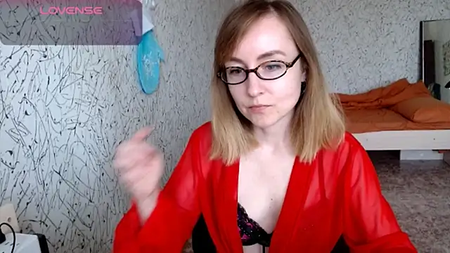 Athena Richards online show from May 17, 10:36 am