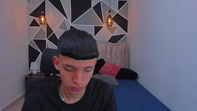 Juan Nd Steven online show from November 6, 4:40 am