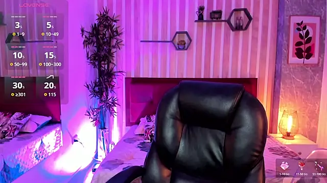 miah connor online show from November 27, 7:39 pm