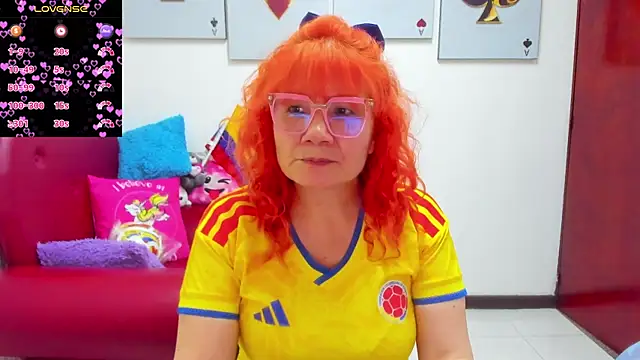 Salomeediaz  online show from July 7, 8:33 pm