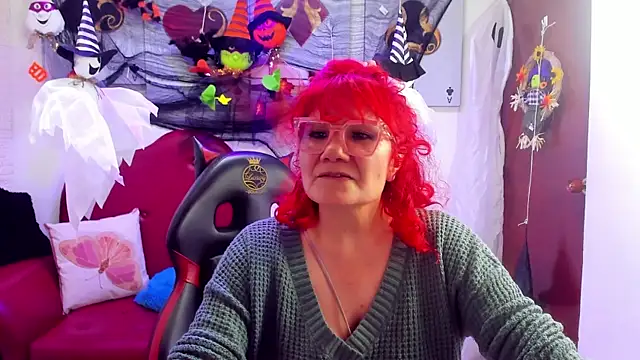 Salomeediaz  online show from October 23, 9:10 pm