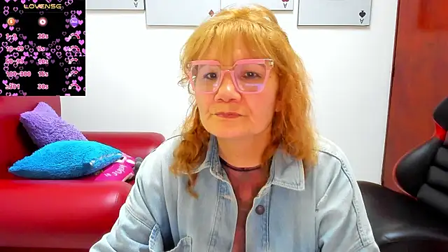 Salomeediaz  online show from July 29, 8:31 pm
