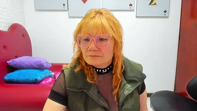 Salomeediaz  online show from July 22, 8:43 pm
