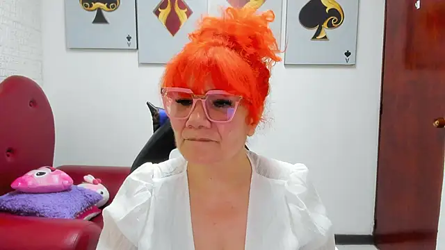 Salomeediaz  online show from April 30, 9:08 pm