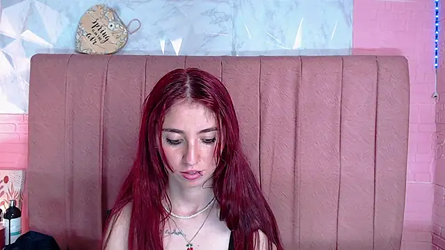 mildre303av online show from October 22, 9:53 pm