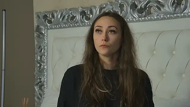 AliceMunro online show from November 18, 8:21 pm