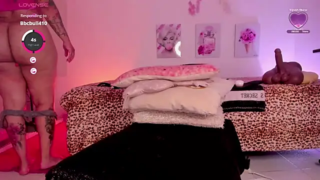 VeronicaBrunette online show from June 17, 7:21 am