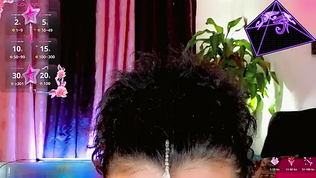 the-horus-girl online show from April 29, 8:36 pm