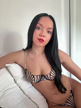 Vanesskaa online show from June 18, 3:17 pm