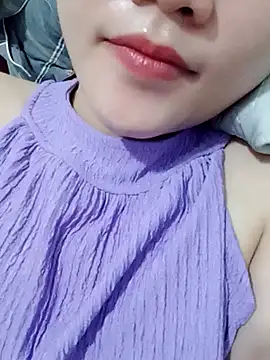  Attractivegirl33 online show from September 29, 4:12 pm