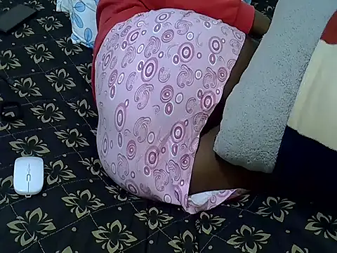 winnie254 online show from July 28, 7:39 pm