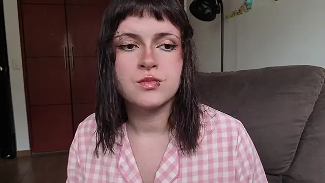 NEXT DOOR GIRL  online show from July 9, 8:55 pm