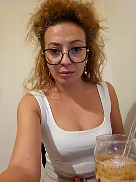 Selenna emma online show from October 23, 4:46 pm